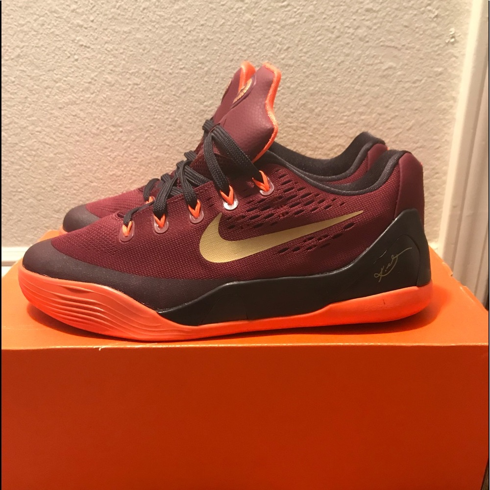 Nike Kobe IXs